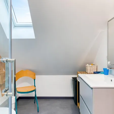 度假居 In Venon With Wifi