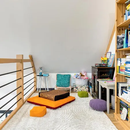 Amazing Home In Venon With Wifi