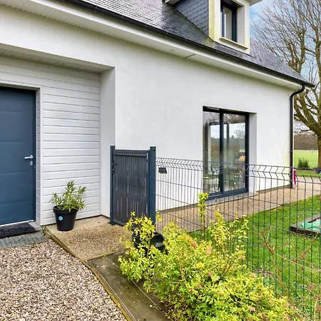 Amazing Home In Venon With Wifi *